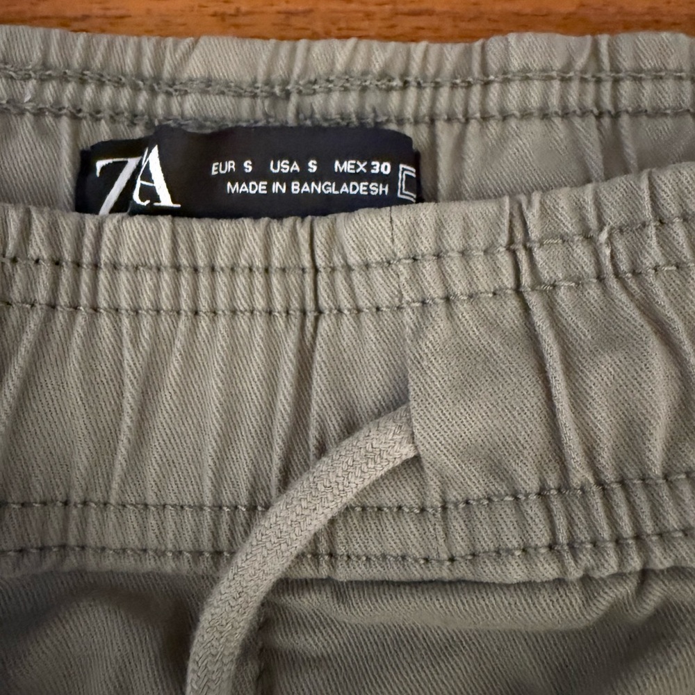 Zara Men's Shorts khaki - Picture 3 of 3